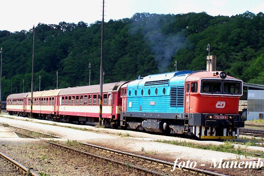 752 001 se t ocitla jako zloha S13 dne 14.7.2007 na R 944 z Prahy do Tanvaldu