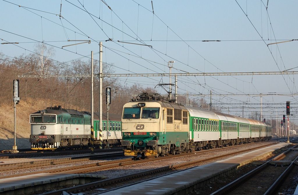 83 minut zpodn Ex 527 / Star Msto / 31.12.2008