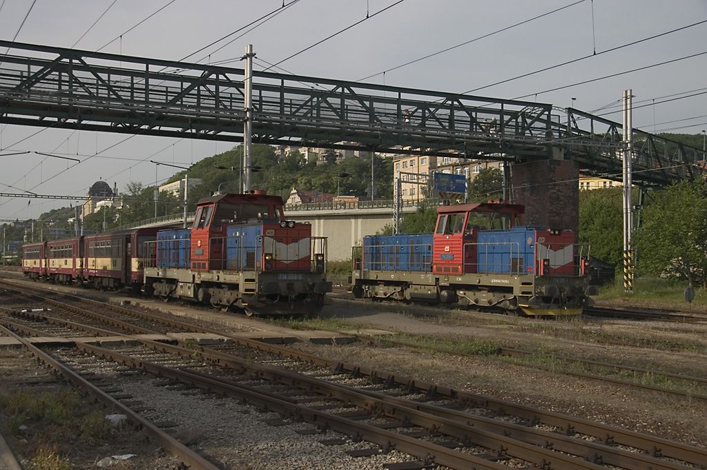 714009 od Os35733 a 714215 od Os35735,Praha Smchov sev.n.,21.5.2009