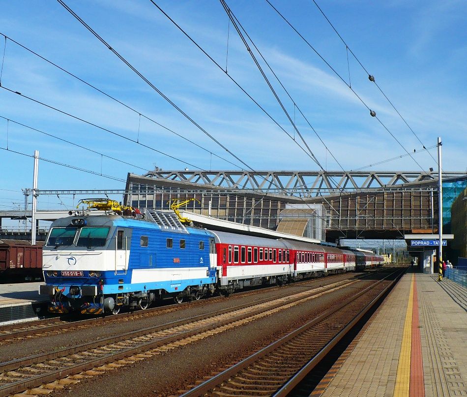 350-019  IC 404 Tatran , Poprad  26.9.2009