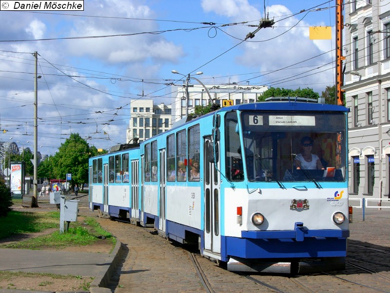 T6B5SU-Doppeltraktion 3-259 + 3-260 nach der Haltestelle Prāgas iela.