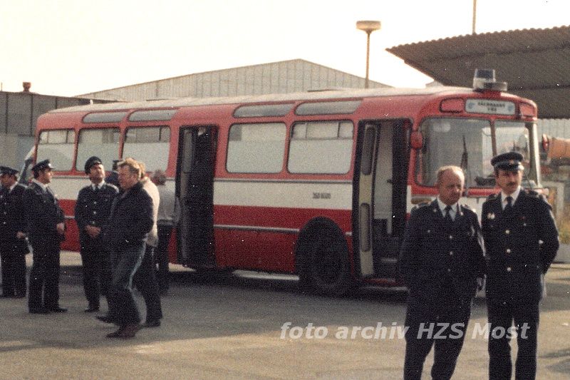 Karosa L 11 ZP Chemopetrol Litvnov. Foto archiv HZS Most