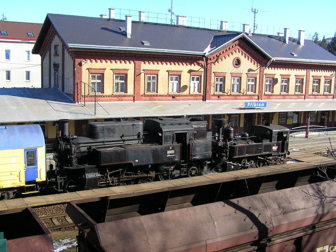 423 041 + 310 093 Pbram