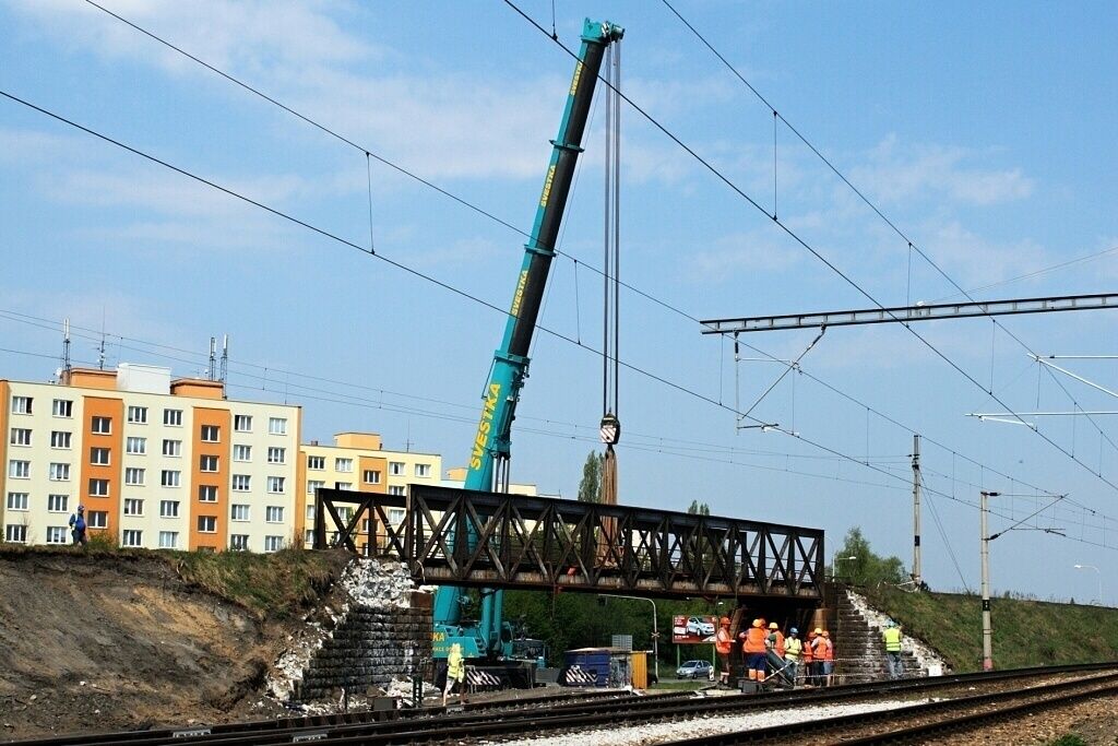 most se pak znovu vzal a testoval pomalm zdvihem