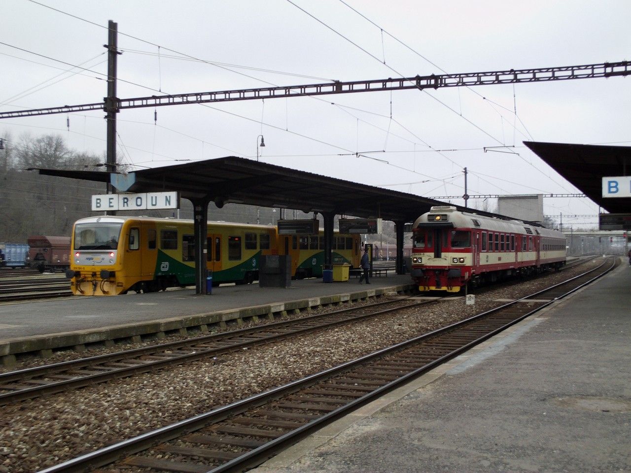 914.194 a 854.009 v R 1245 v st. Beroun, 6.4.2013