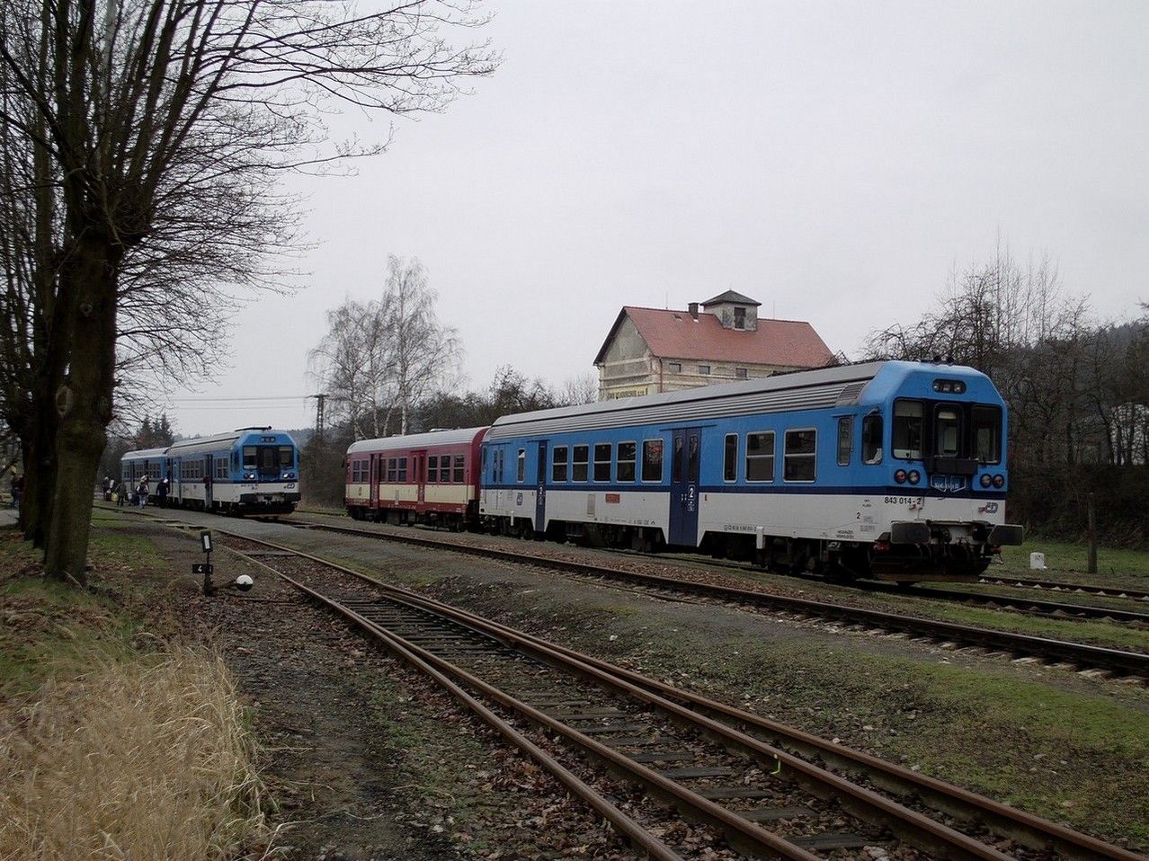 Kiovn R 1190/1193, 843.012 a 014 v st. ihle, 20.4.2013