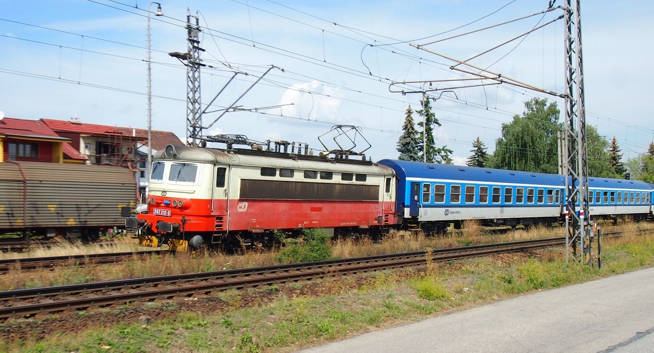 242.212 | .Budjovice-Nemanice | 21.8.2015 | R668 Romberk