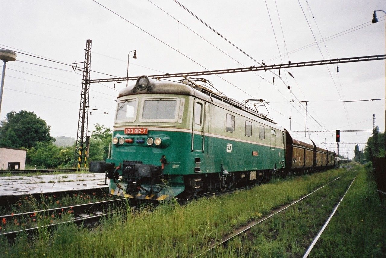 123.012 projd v nkv z Chomutova st. Tebuice, 8.6.2002