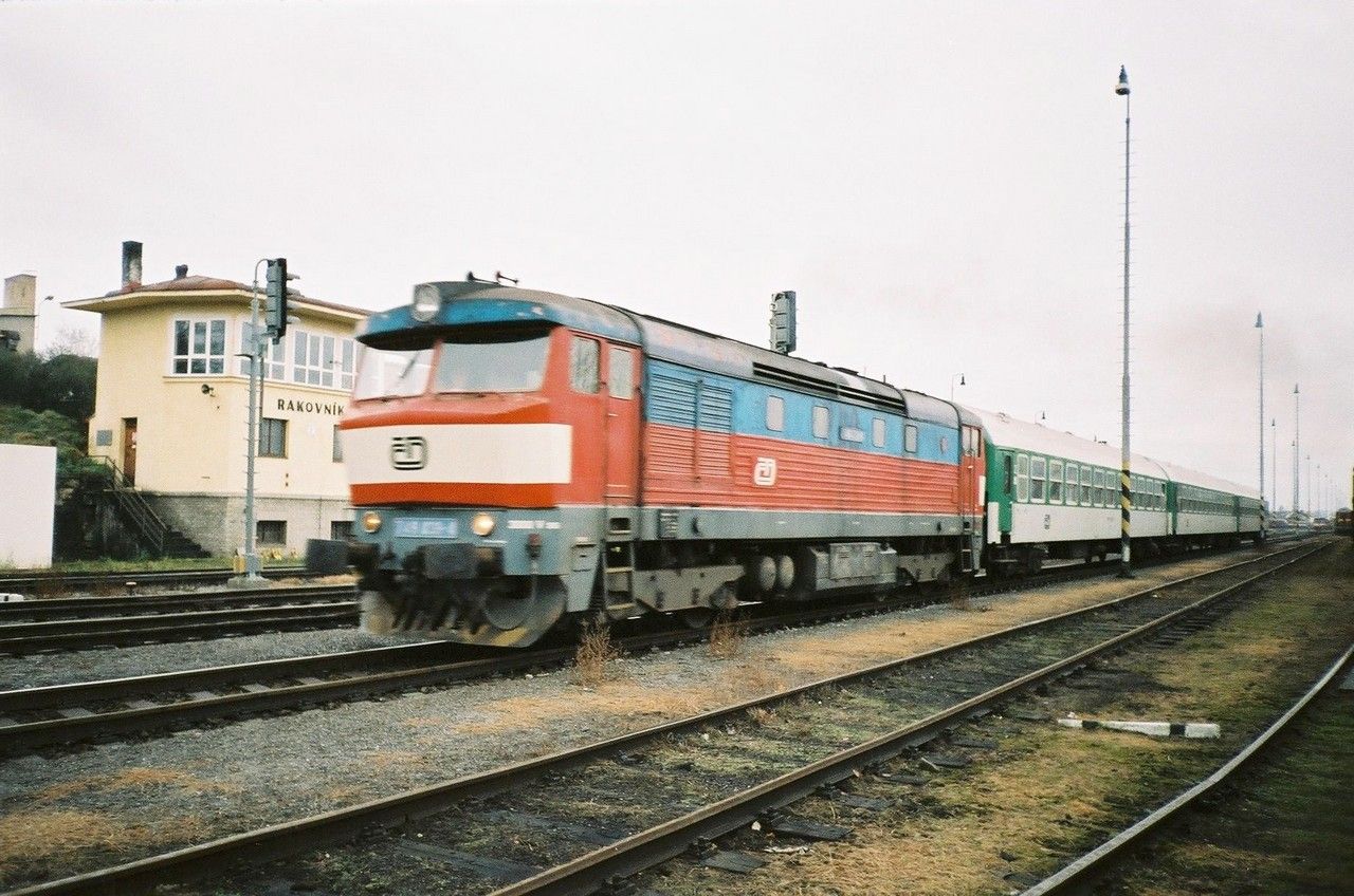 749.039 odjd v Sp 1895 do Prahy Mas.n. ze st. Rakovnk 26.11.2001