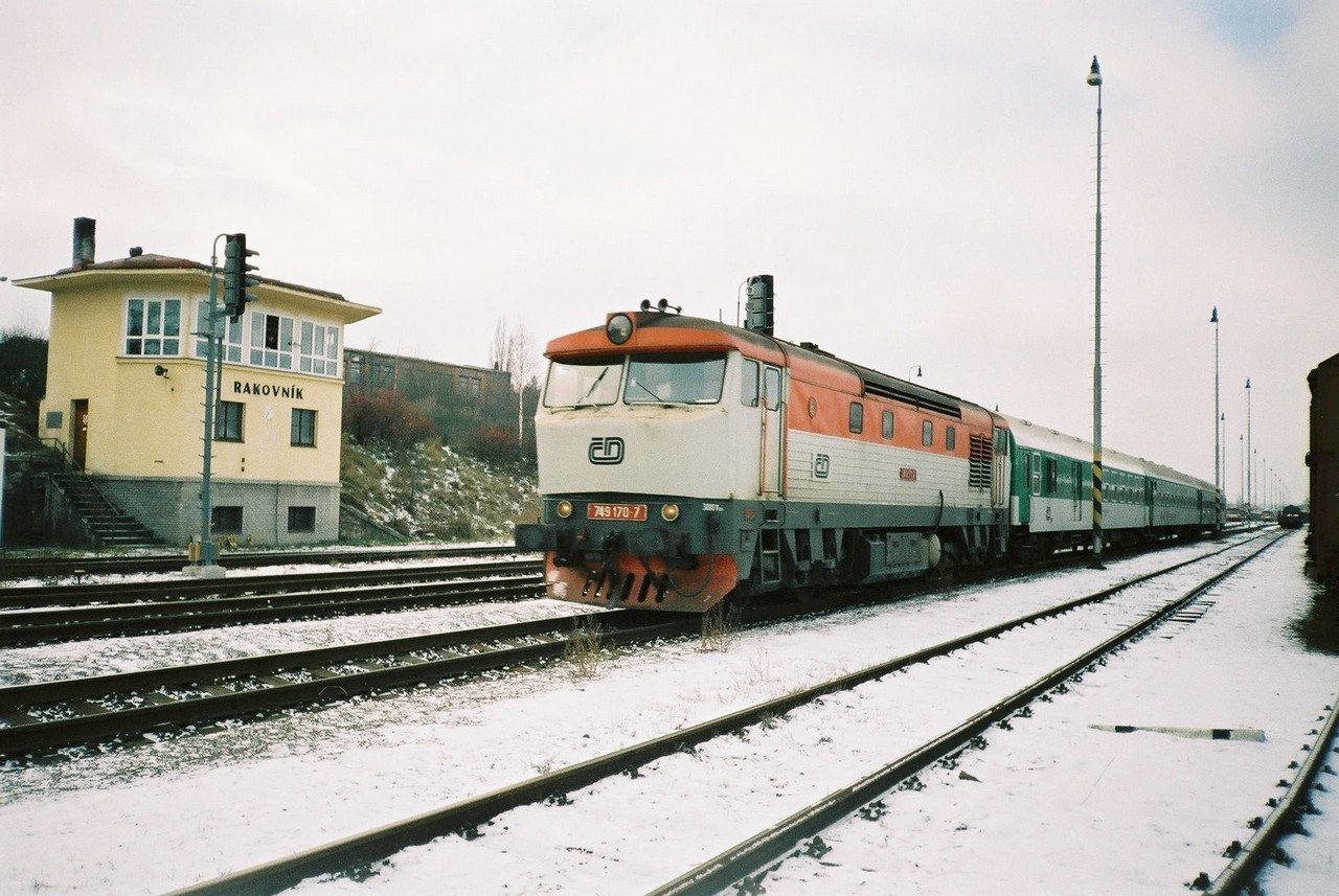 749.170 odjd v Sp 1895 do Prahy Mas.n. ze st. Rakovnk 14.12.2001