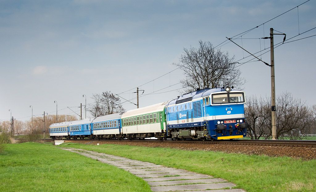 750.714-8; R856; Holohlavy (031, T ernoice - Smiice); 23.4.2013