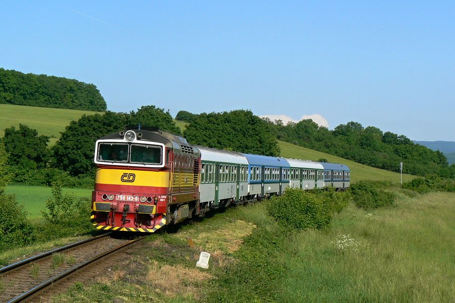 Os 4314 750.143 sek umice - jezdec u Luhaovic 28.5.2010