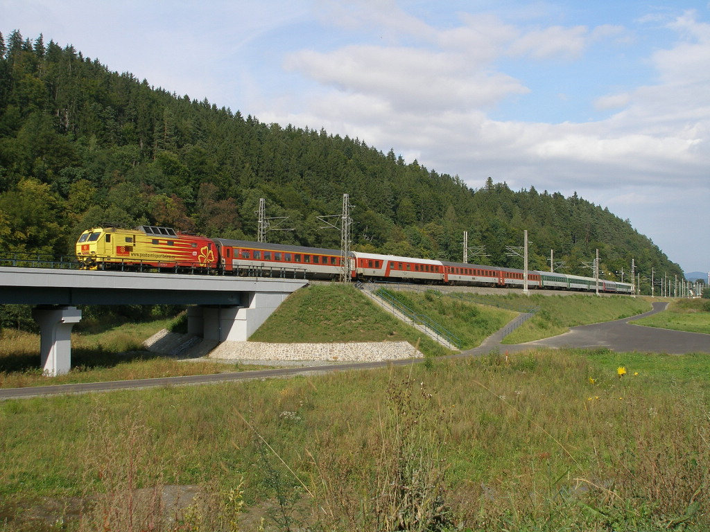 potovka 151.014 se zpodnm EC 106 Praha m do tunelu Hnvkov II.