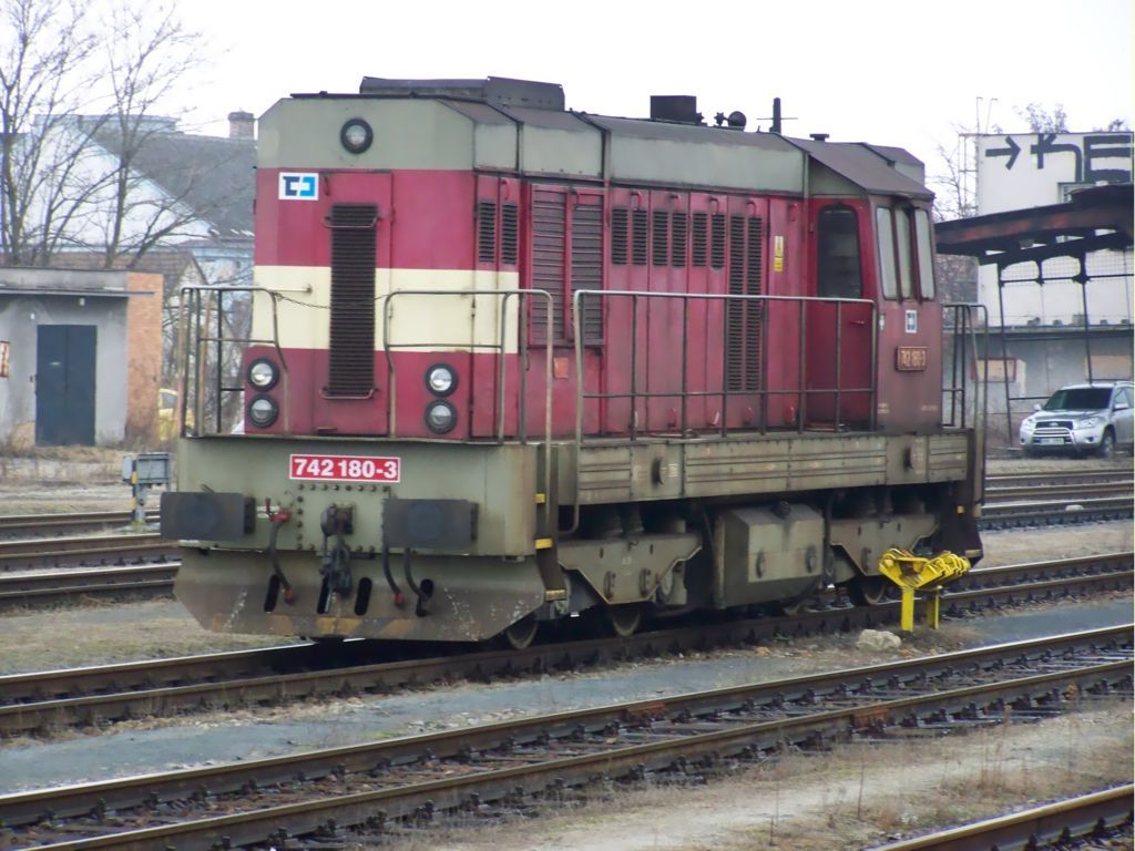 742 180-3  odpov po svm vkonu ve Znojm 17.2.2011 (foto Pavel Valenta)