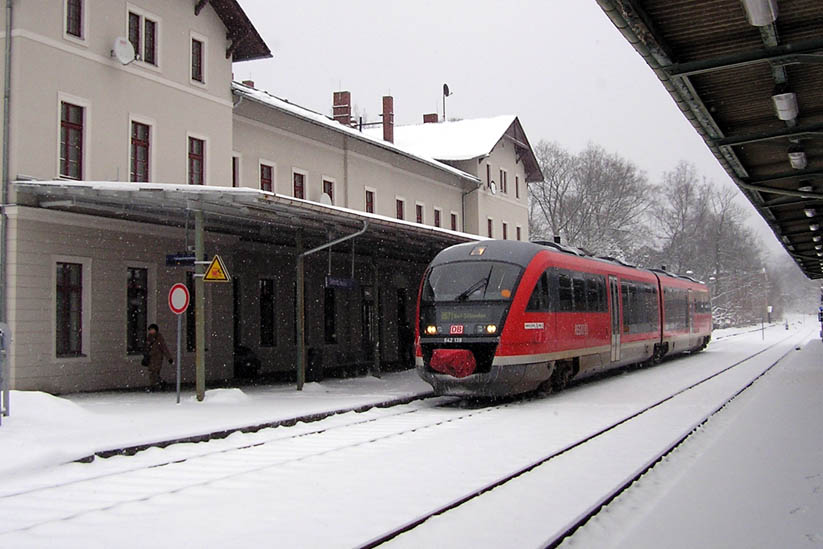 Sebnitz 29.11.2010 - vlak linky RB71 smr Bad Schandau