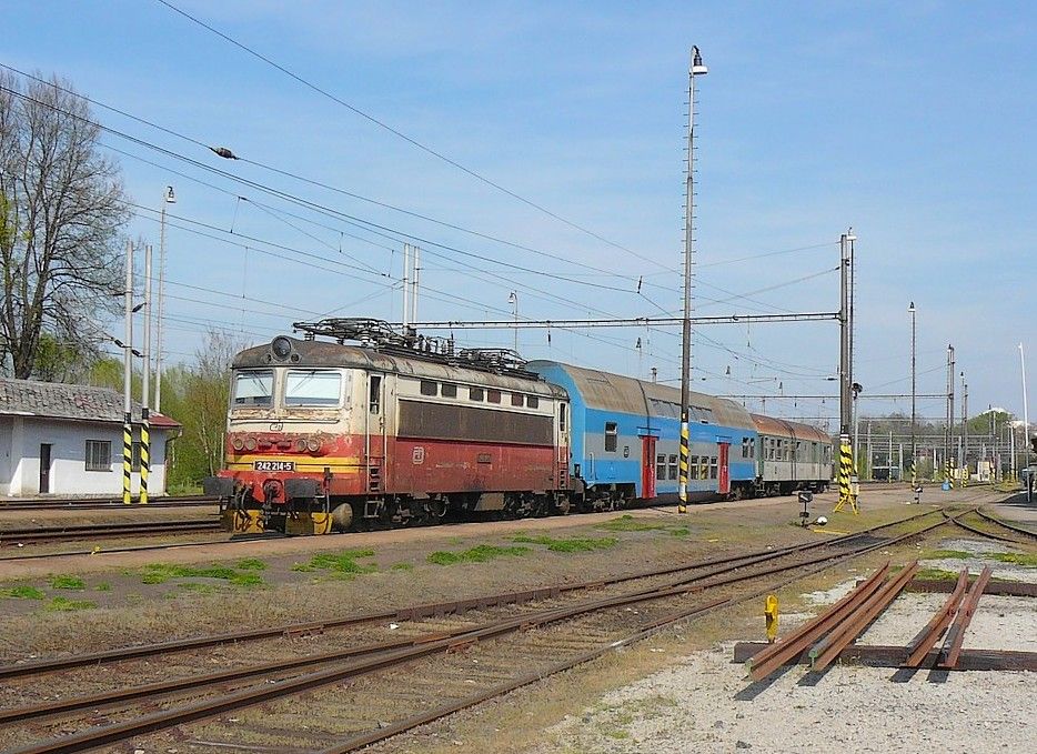 242.214, J.Hradec, 26.4.2007