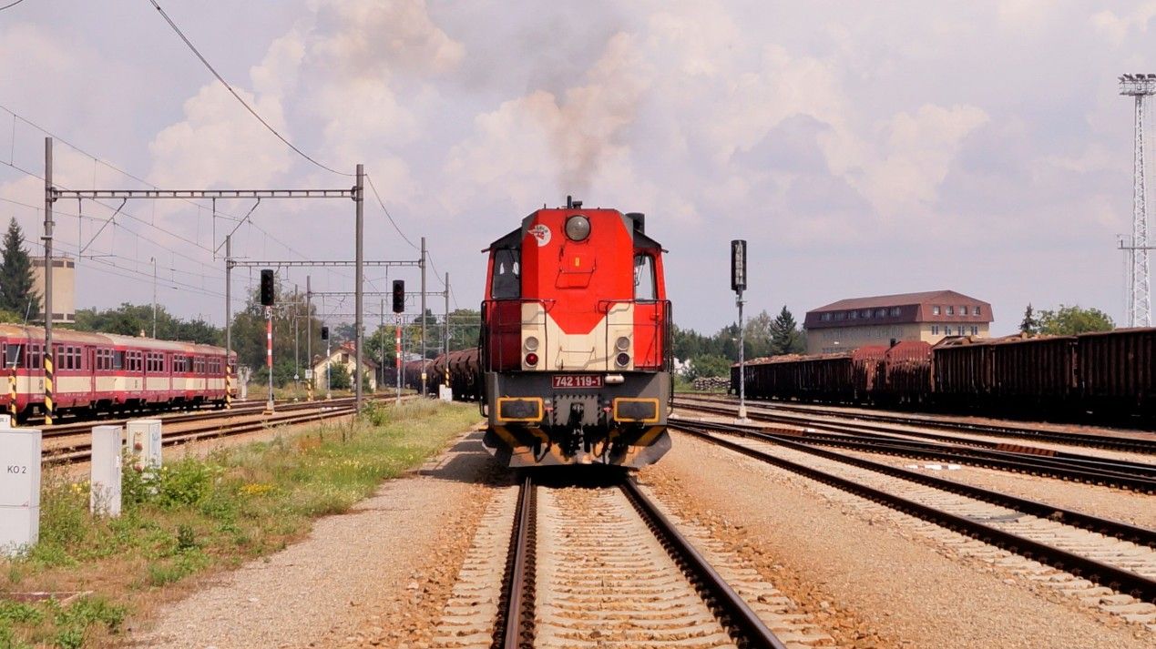 742 119  postrk chemie do Pelhimova  3.8.2014 - odjezd ze Znojma