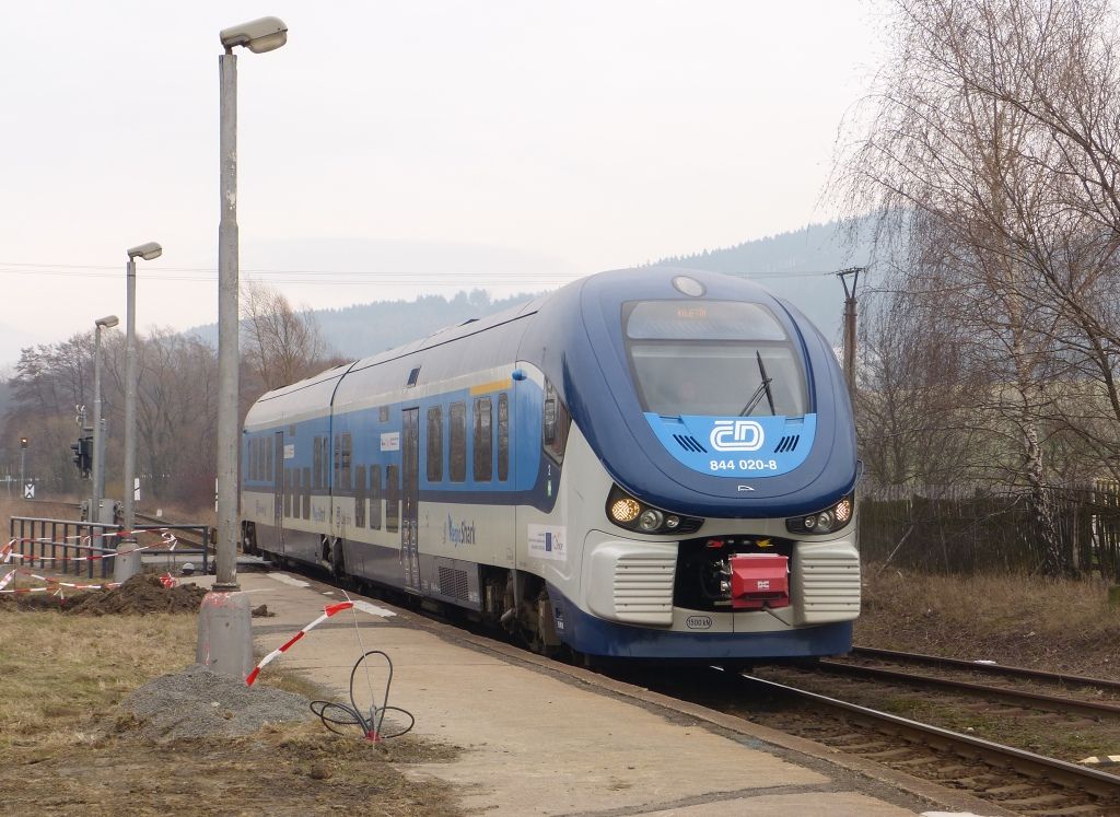 844 020-8 Rajnochovice(6.2.2014,Os 3908,foto-Ale Krka)