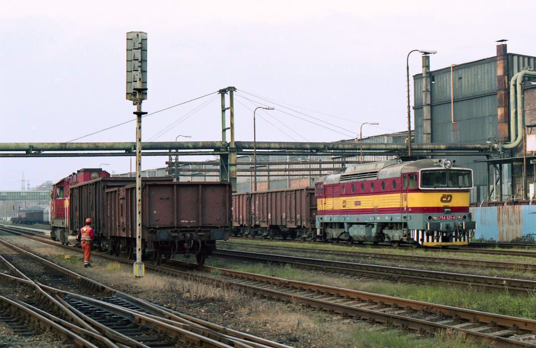 754.021, 742.262, Lskovec 2005