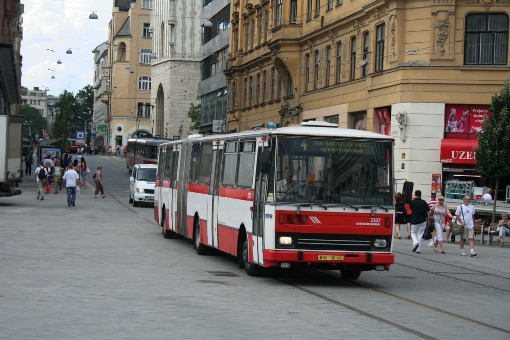 2327 coby nhrada za vpadek tramvaje na d-4.