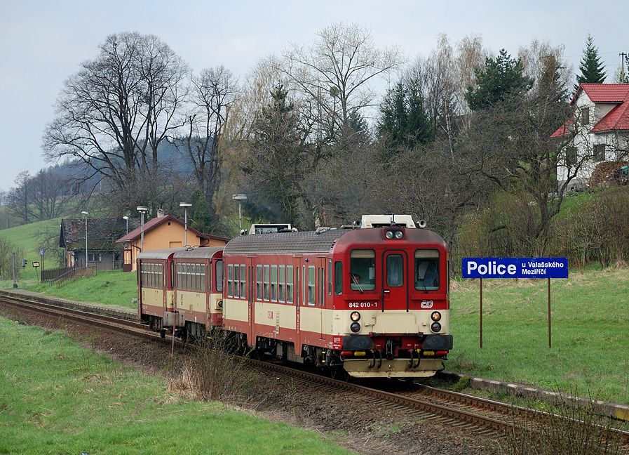 842.010 - Police u Val. Mezi (Os 3907); 17.04.2010