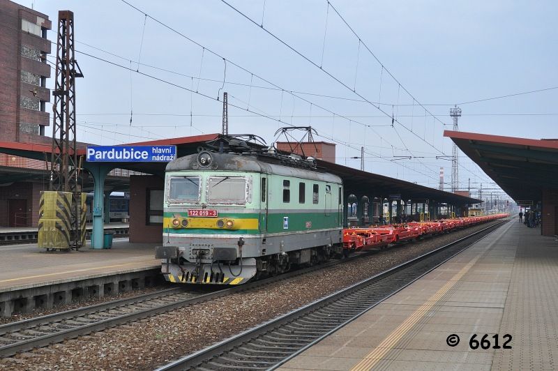 122 019-3, Pardubice hl.n., Nex 147306, 27.3.2015