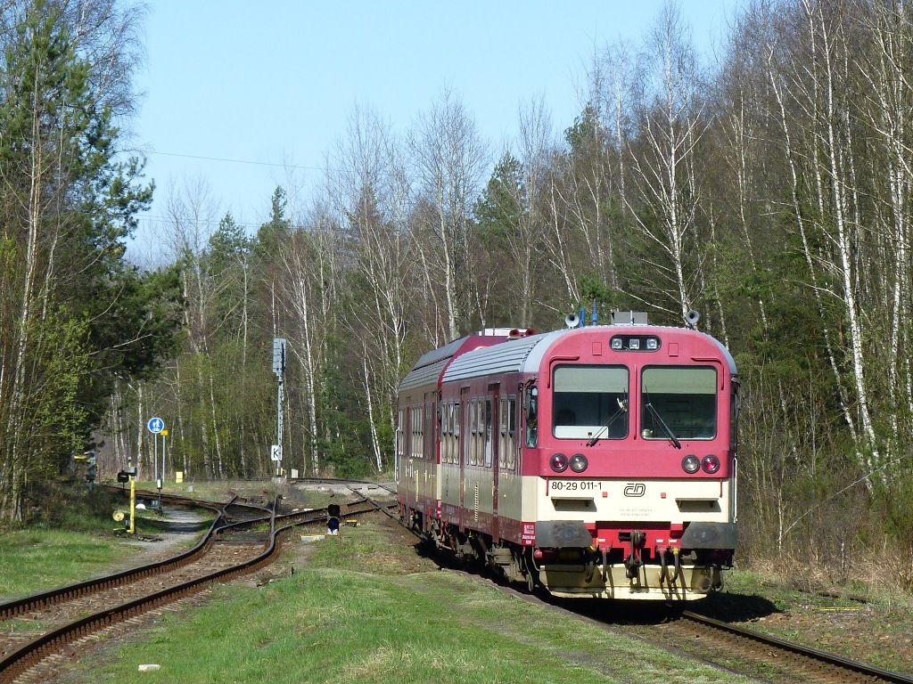 843.027+80-29.011 na R 1196, Temon u Plzn zast., 9.4.2011