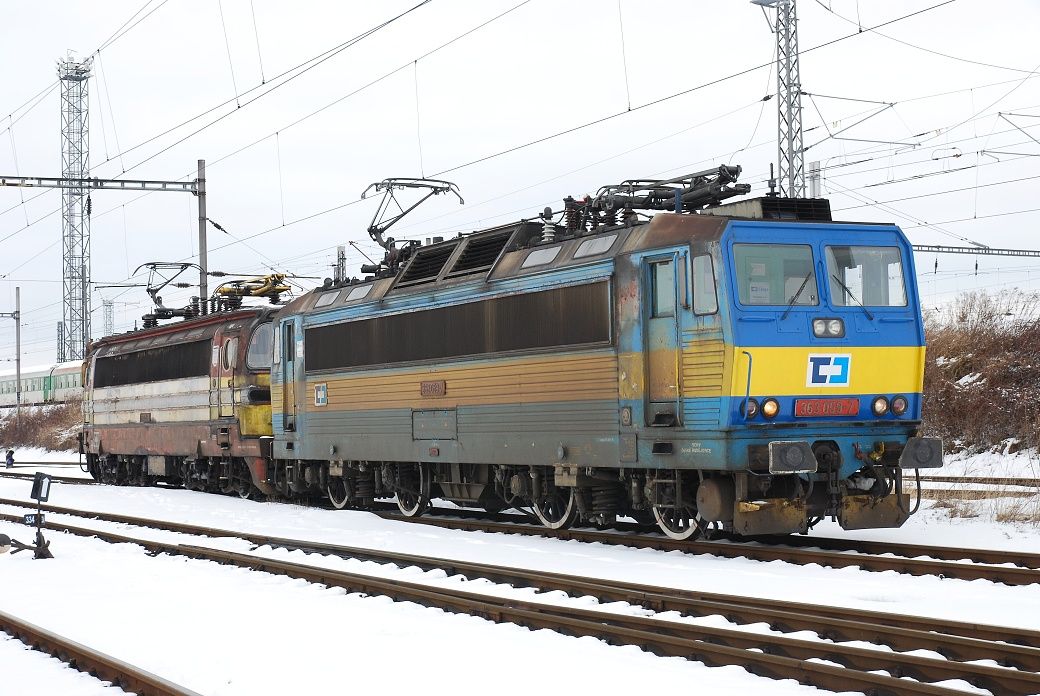 ES 499 1059 + S 489 0053_-_25.01.2011-_-SOKV esk Budjovice.