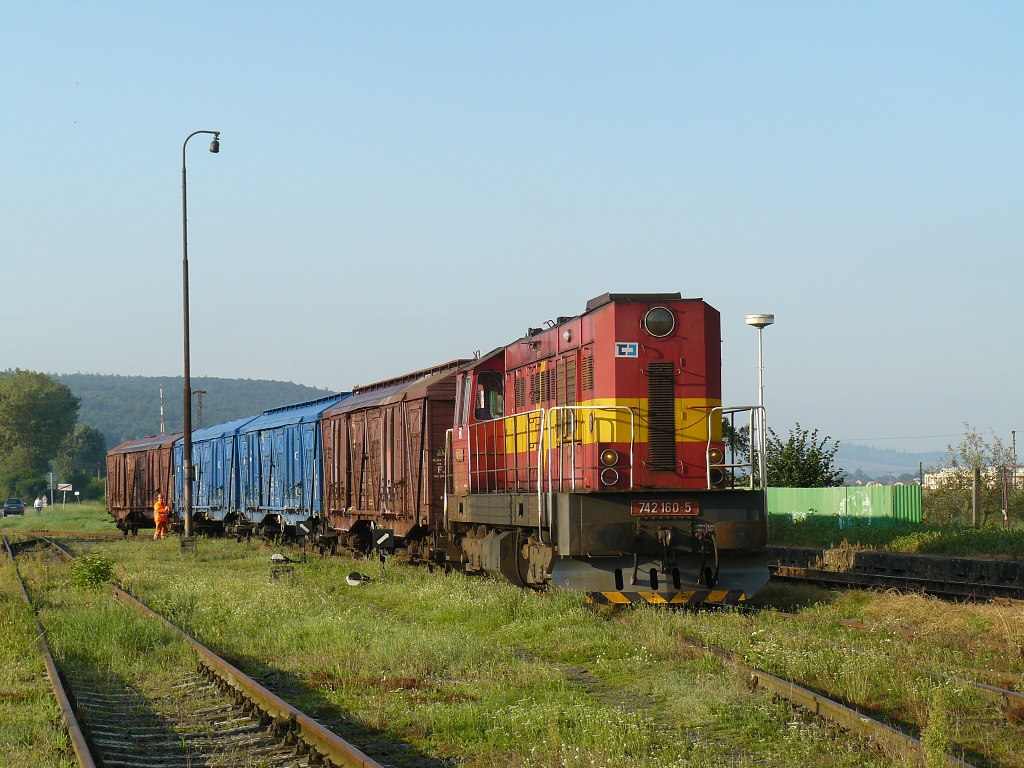 742 160-5 Kotojedy(6.9.2010,Mn 81087,foto-Ale Krka)