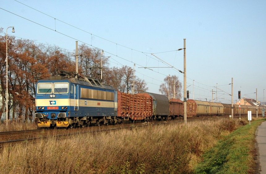 363.051 do Budjc se smskou z Budjc Lv s 363.041