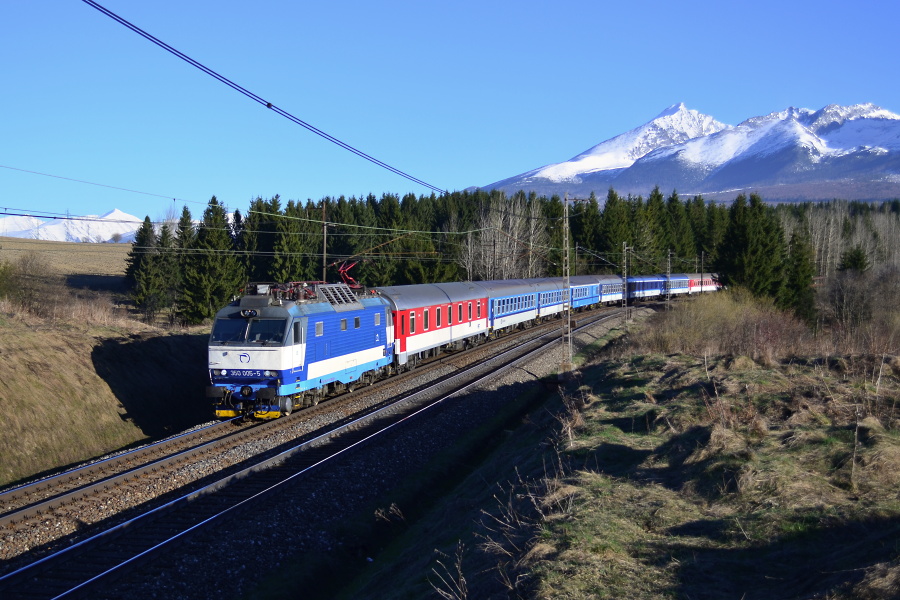 350.005 trba (R 443 BOHEMIA Praha-Humenn) 21.4.15