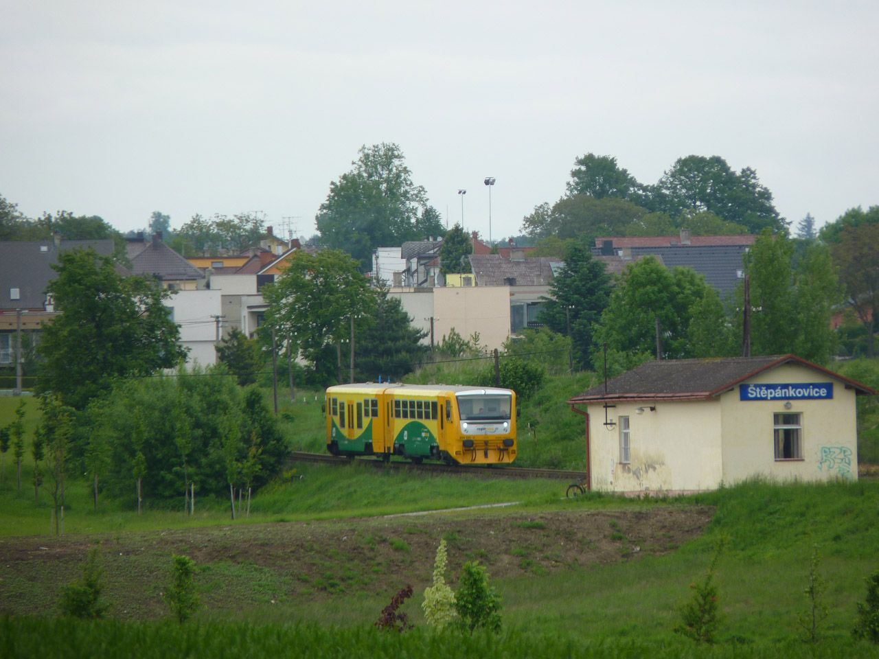 Pjezd do zastvky tpnkovice od Chucheln.