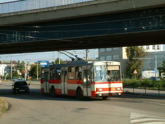 ...a pod ernovickm viaduktem.