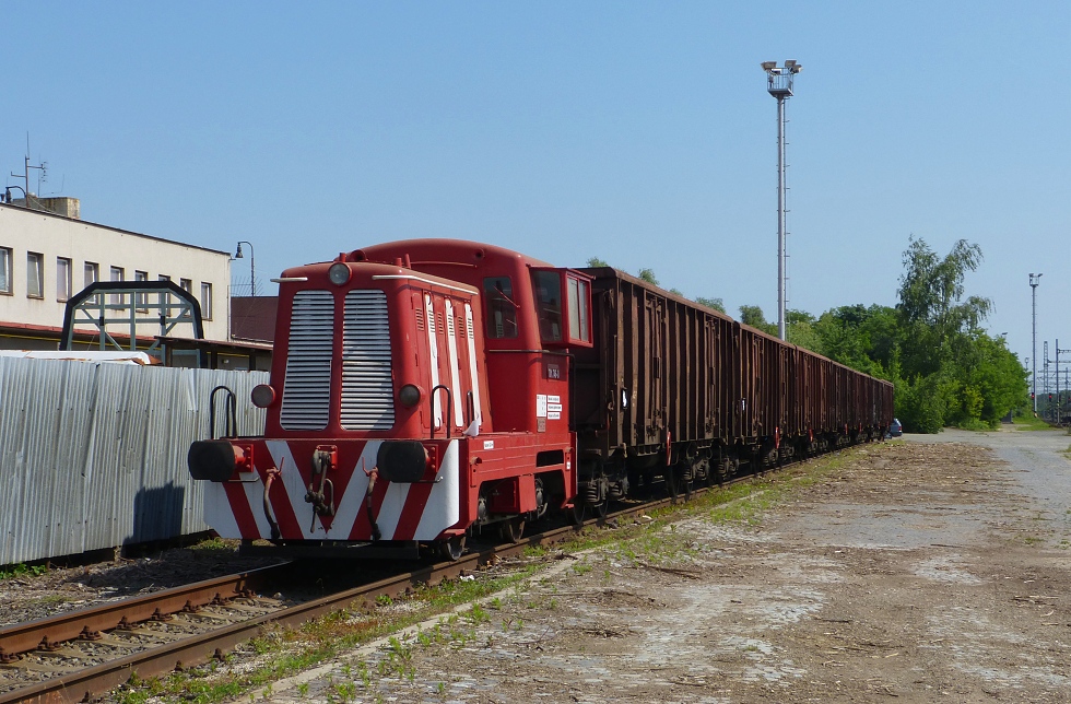 701 746-0 Star Msto u Uherskho Hradit(4.6.2015,foto-Ale Krka)