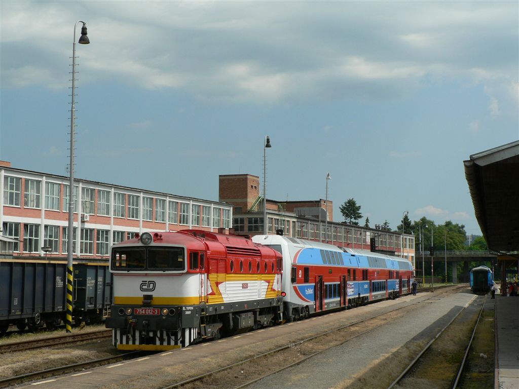 754 012-3 + 471, VP, 3.6.2008, Zln sted