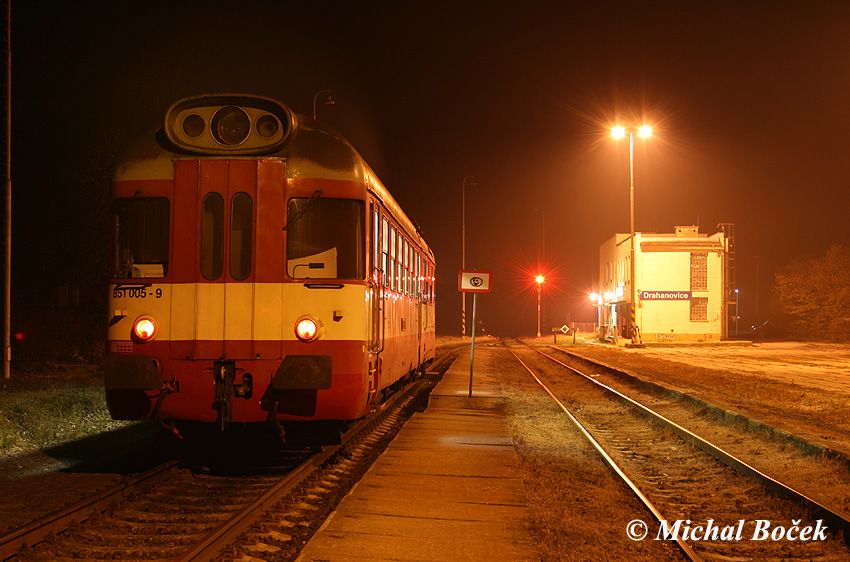 851.005-9 Os 14051 Drahanovice (29.10.2010)