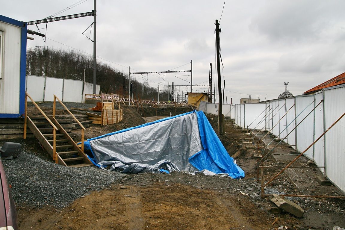 Prce na podchodu pro p u ulice U Elektry se naplno rozjedou po snesen 2. TK B-Li