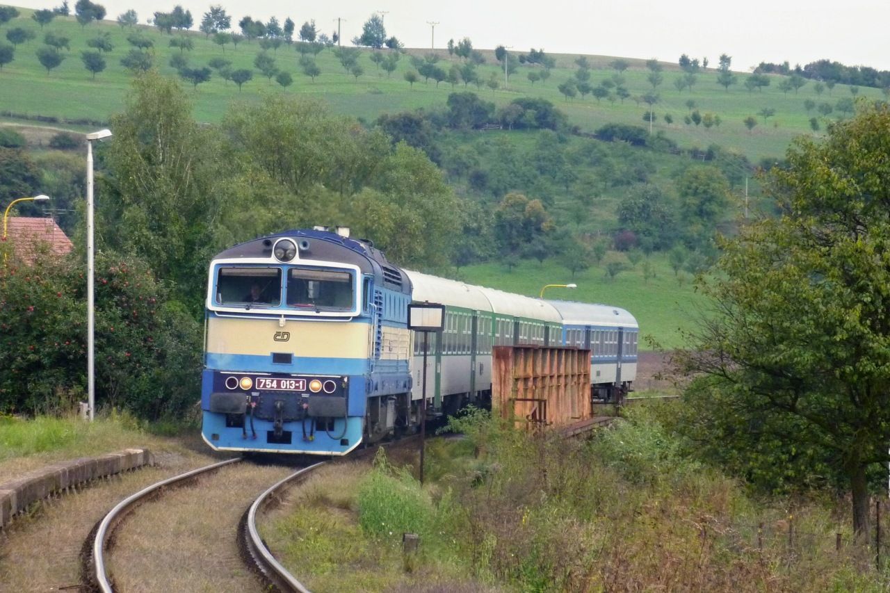 754.013 jako nhrada 754.062-8 na Sp 1736 Vlra, 15.9.2013 18:10, Popov