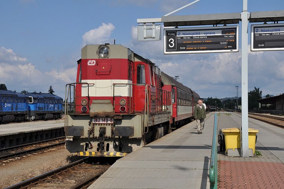 742.149, Turnov, Os5405, 25.6.2011