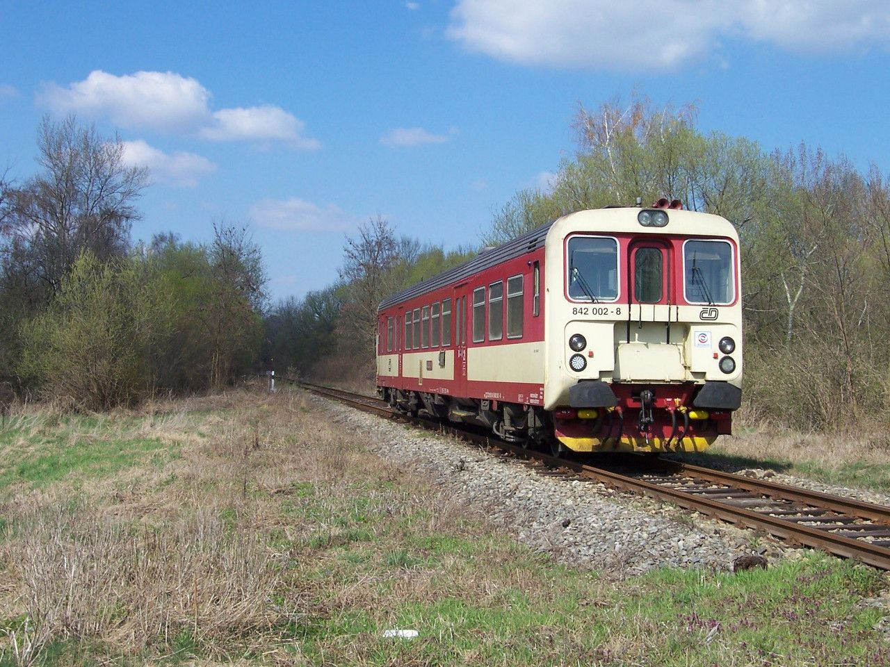 842 002 na Hevlnce,6.4.2010