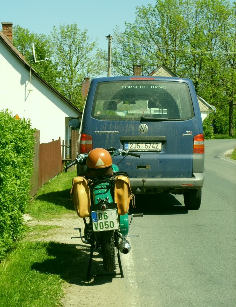 motocykl B.S.A. v obci Snn