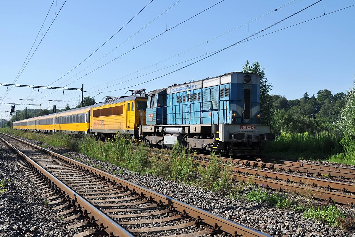 740 720 + 162 113, IC 1006 Chotbuz 23.7.2012