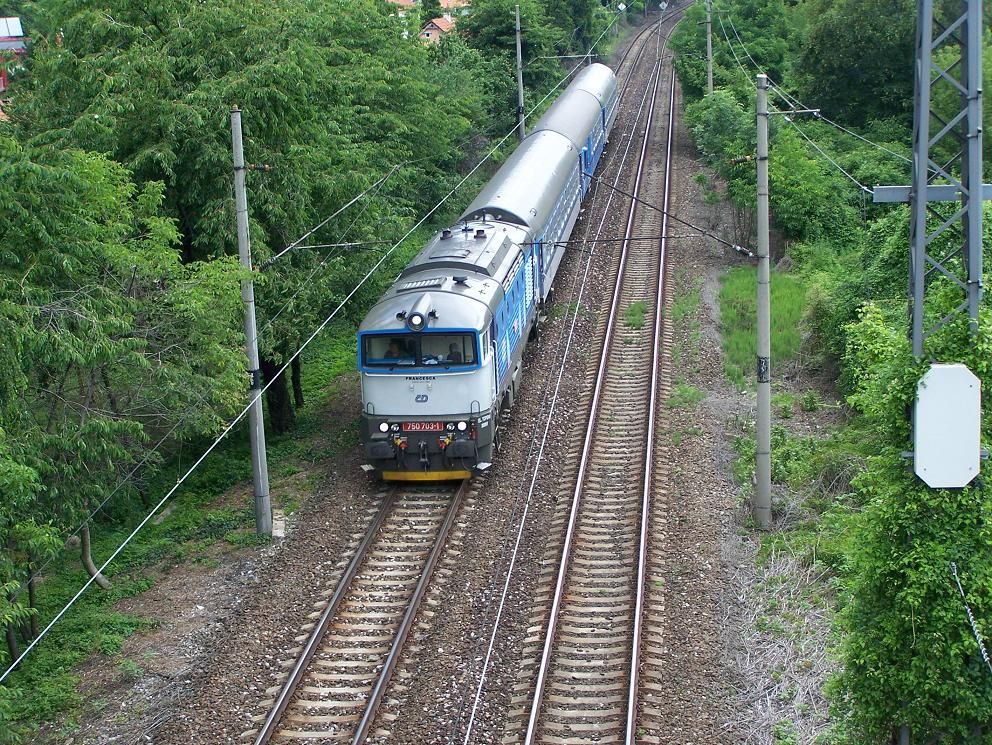 750.703 - R 1246 - Praha Velk Chuchle - 25.6.2011.