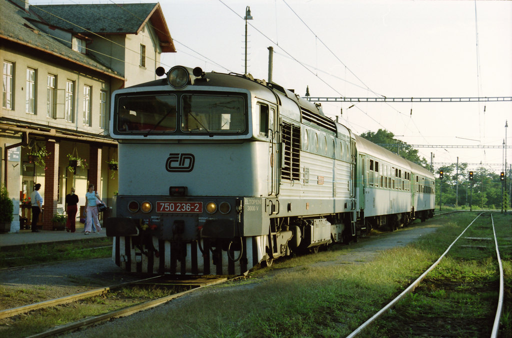 750.236 os6512 do Mostu, Postoloprty 24.8.2005