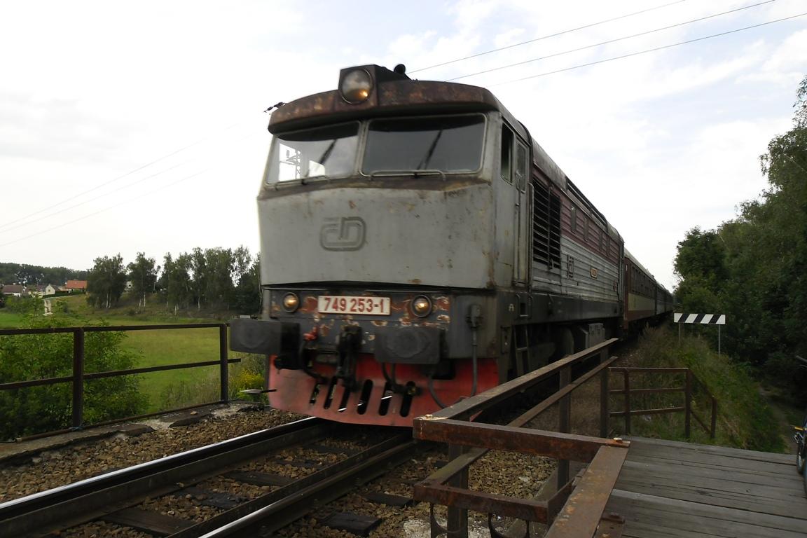 749 253-1 (R 1145)_Bakov nad Jizerou (18.8.2013)