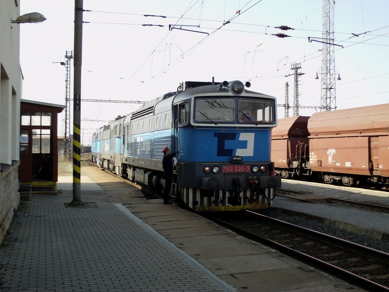 750.330+326+753.761 v Lv v st. Vetaty, 21.3.2012