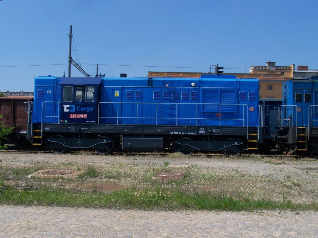 742 029 ve Znojm 30.5.2011(foto Pavel Valenta)