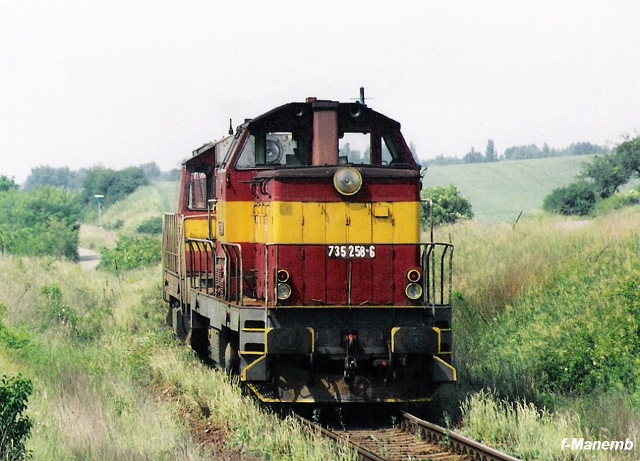 735 258a742 169 - 28.5.2000 Vejany