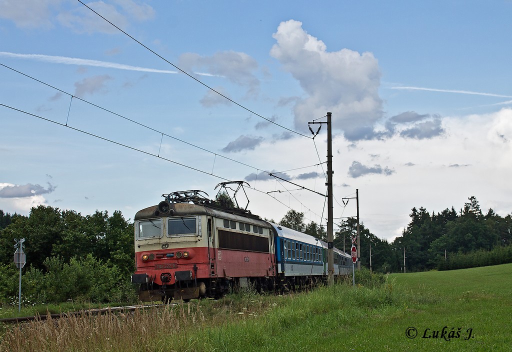 242.222, R 662 Petr Vok, J.Hradec - odb. Kanclov, 9.8.2014 