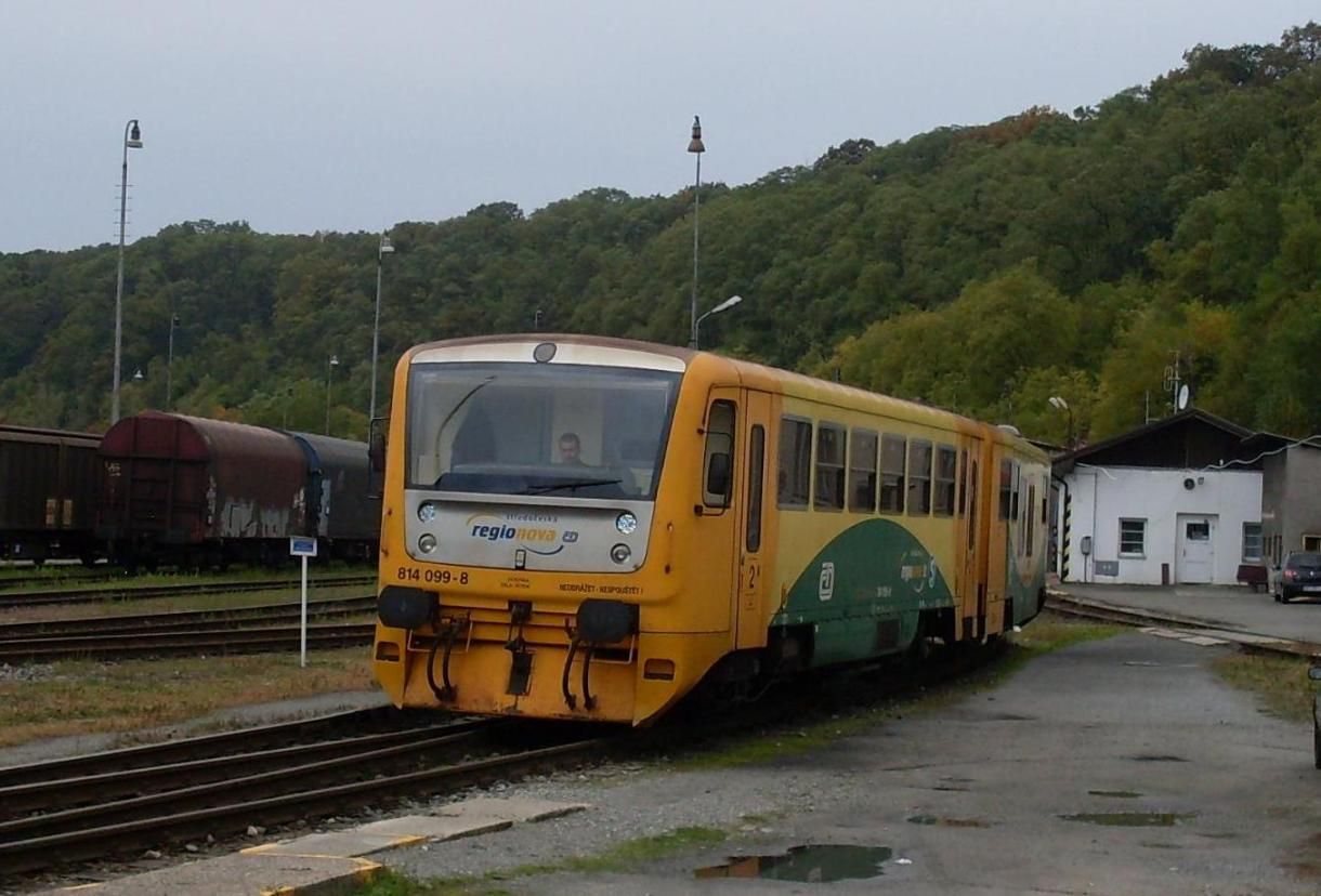 814 099  Mlad Boleslav hl.n. 12.10 2013